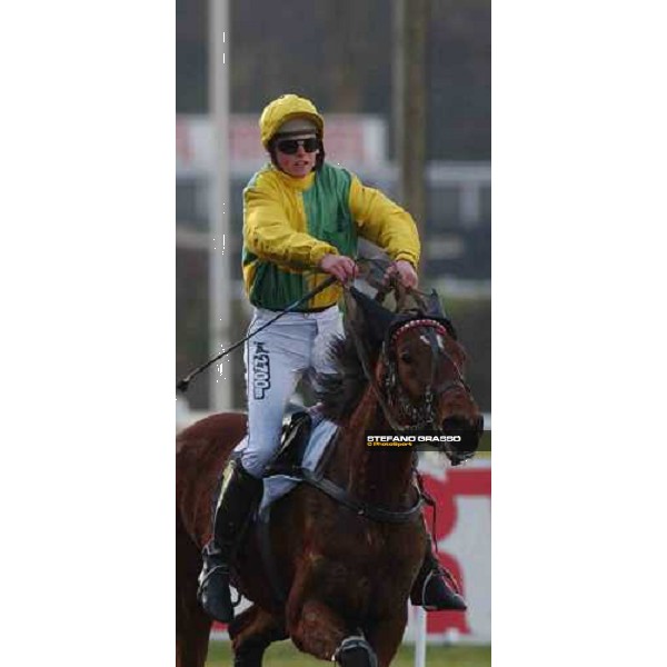 Mathieu Abrivard on Noora de L\'Iton Paris - Vincennes febr. 26 2004 ph. Stefano Grasso