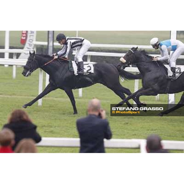 Cristian Demuro and Nabucco win the Premio del Piazzale Milano,San Siro racecourse,20th oct.2013 ph.Stefano Grasso