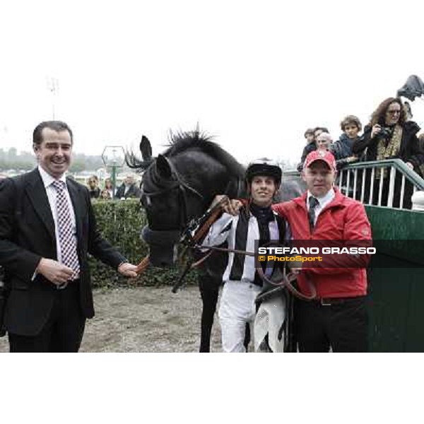 Cristian Demuro on Nabucco with Peter Franceschini and the groom after winning the Premio del Piazzale Milano,San Siro racecourse,20th oct.2013 ph.Stefano Grasso