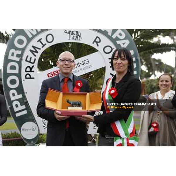 The prize giving ceremony of the Premio Roma GBI Racing Roma,Capannelle racecourse,3rd nov.2013 ph.Stefano Grasso