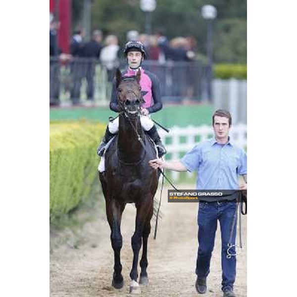 Thierry Thulliez and Feuerblitz after winning the Premio Roma GBI Racing Roma,Capannelle racecourse,3rd nov.2013 ph.Stefano Grasso
