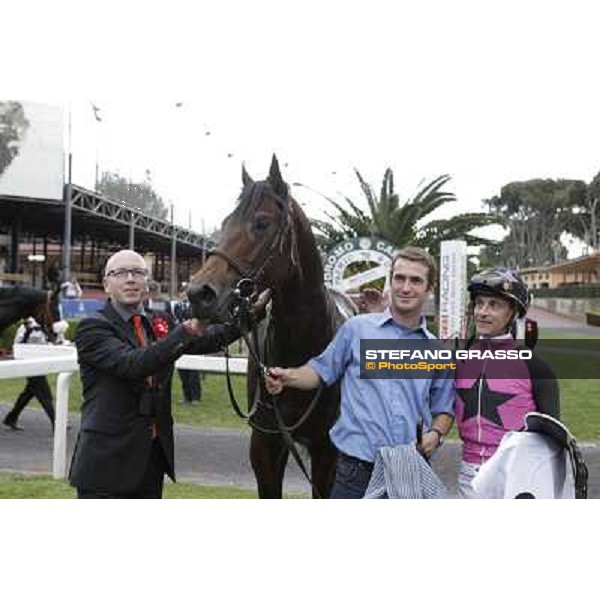 Michael Figge,Thierry Thulliez and Feuerblitz after winning the Premio Roma GBI Racing Roma,Capannelle racecourse,3rd nov.2013 ph.Stefano Grasso