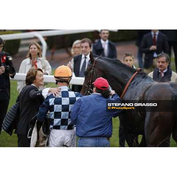 the winning connection of Saint Bernard after the triumph in the Premio Ribot Roma,Capannelle racecourse,3rd nov.2013 ph.Stefano Grasso