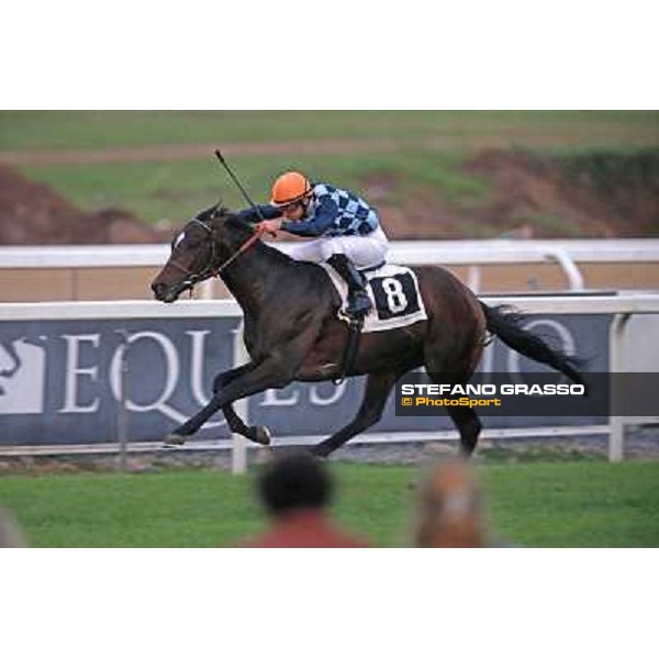 Gabriele Bietolini on Saint Bernard goes to win the Premio Ribot Roma,Capannelle racecourse,3rd nov.2013 ph.Stefano Grasso