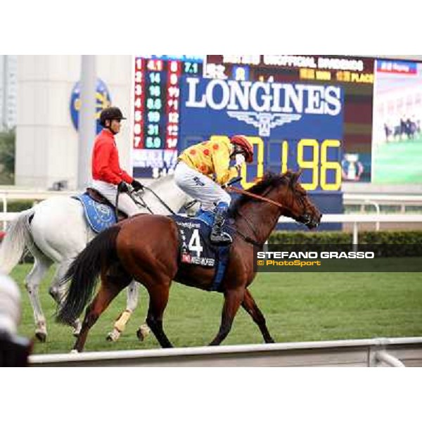 Douglas Whyte and Akeed Mofeed win the Longines Hong Kong Cup Hong Kong-Sha Tin racecourse,8th dec.2013 ph.Stefano Grasso/Longines