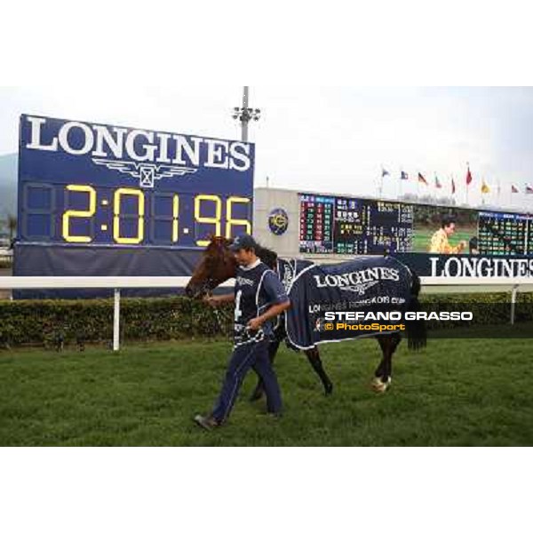 Douglas Whyte and Akeed Mofeed win the Longines Hong Kong Cup Hong Kong-Sha Tin racecourse,8th dec.2013 ph.Stefano Grasso/Longines