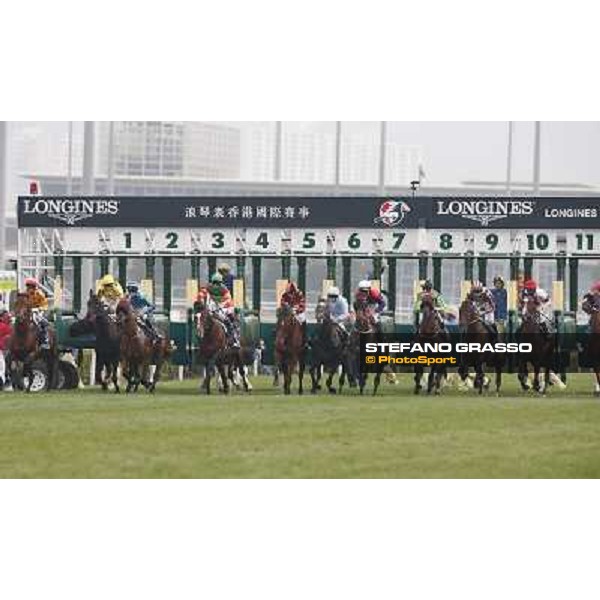 Douglas Whyte and Akeed Mofeed win the Longines Hong Kong Cup Hong Kong-Sha Tin racecourse,8th dec.2013 ph.Stefano Grasso/Longines