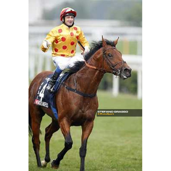 Douglas Whyte and Akeed Mofeed win the Longines Hong Kong Cup Hong Kong-Sha Tin racecourse,8th dec.2013 ph.Stefano Grasso/Longines