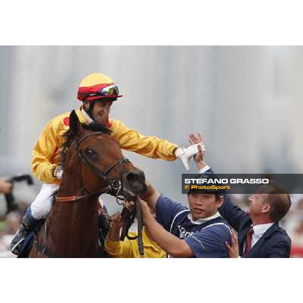 Douglas Whyte and Akeed Mofeed win the Longines Hong Kong Cup Hong Kong-Sha Tin racecourse,8th dec.2013 ph.Stefano Grasso/Longines