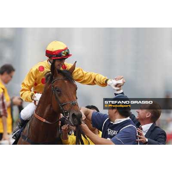 Douglas Whyte and Akeed Mofeed win the Longines Hong Kong Cup Hong Kong-Sha Tin racecourse,8th dec.2013 ph.Stefano Grasso/Longines