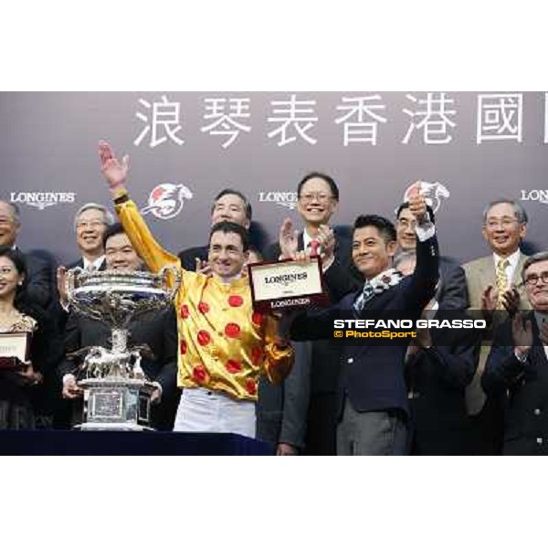 Douglas Whyte and Akeed Mofeed win the Longines Hong Kong Cup - The prize giving ceremony Hong Kong-Sha Tin racecourse,8th dec.2013 ph.Stefano Grasso/Longines