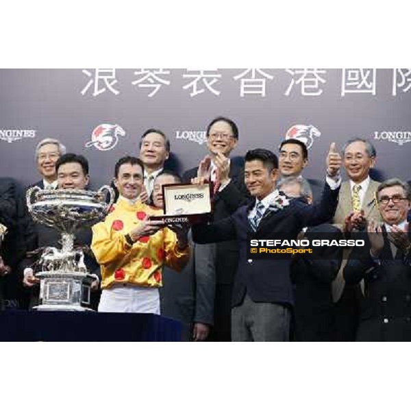 Douglas Whyte and Akeed Mofeed win the Longines Hong Kong Cup - The prize giving ceremony Hong Kong-Sha Tin racecourse,8th dec.2013 ph.Stefano Grasso/Longines