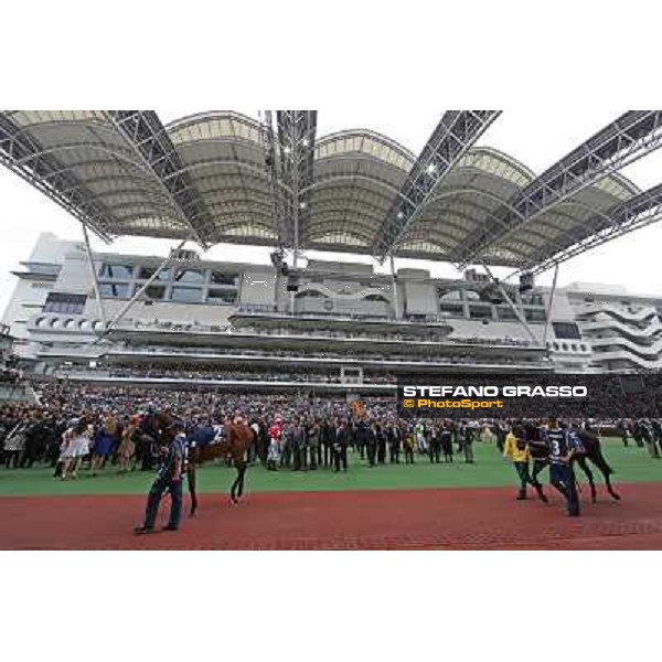 Yasunari Iwata and Lord Kanaloa win the Longines Hong Kong Sprint - The parade ring Hong Kong-Sha Tin racecourse,8th dec.2013 ph.Stefano Grasso/Longines