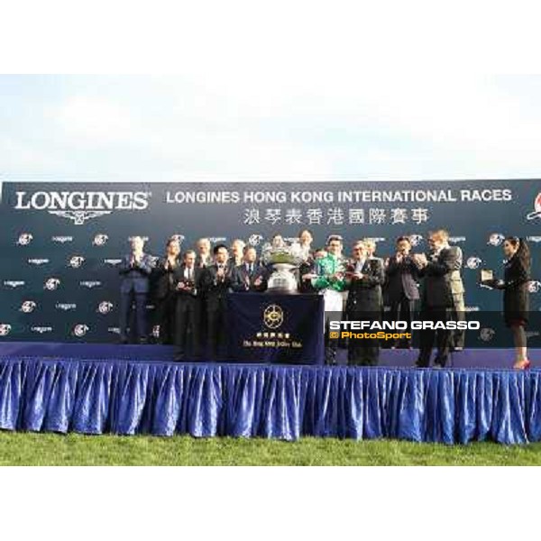 Douglas Whyte and Glorious Day win the Longines Hong Kong Mile - The Prize giving ceremony Hong Kong-Sha Tin racecourse,8th dec.2013 ph.Stefano Grasso/Longines