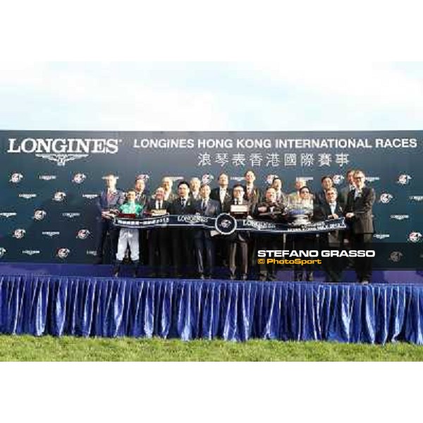 Douglas Whyte and Glorious Day win the Longines Hong Kong Mile - The Prize giving ceremony Hong Kong-Sha Tin racecourse,8th dec.2013 ph.Stefano Grasso/Longines