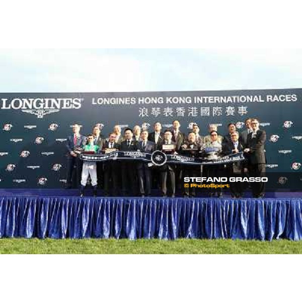 Douglas Whyte and Glorious Day win the Longines Hong Kong Mile - The Prize giving ceremony Hong Kong-Sha Tin racecourse,8th dec.2013 ph.Stefano Grasso/Longines