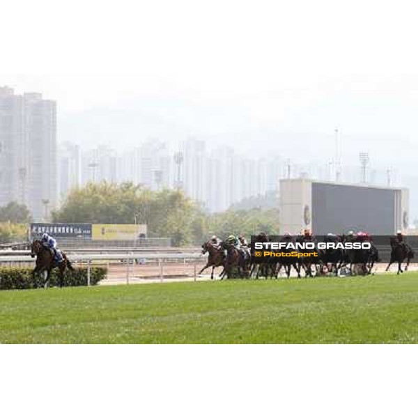 Yasunari Iwata and Lord Kanaloa win the Longines Hong Kong Sprint Hong Kong-Sha Tin racecourse,8th dec.2013 ph.Stefano Grasso/Longines