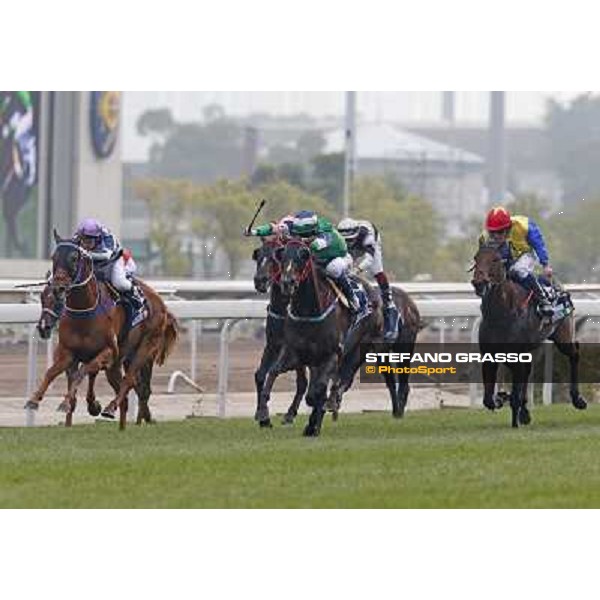 Douglas Whyte and Glorious Day win the Longines Hong Kong Mile Hong Kong-Sha Tin racecourse,8th dec.2013 ph.Stefano Grasso/Longines