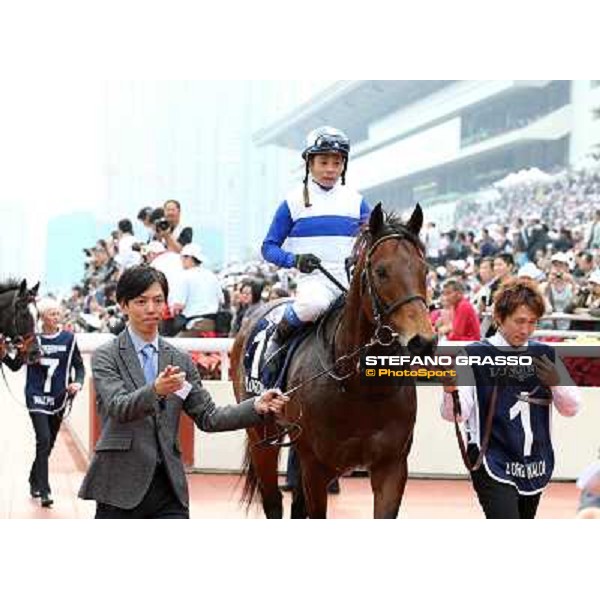 Yasunari Iwata and Lord Kanaloa win the Longines Hong Kong Sprint Hong Kong-Sha Tin racecourse,8th dec.2013 ph.Stefano Grasso/Longines