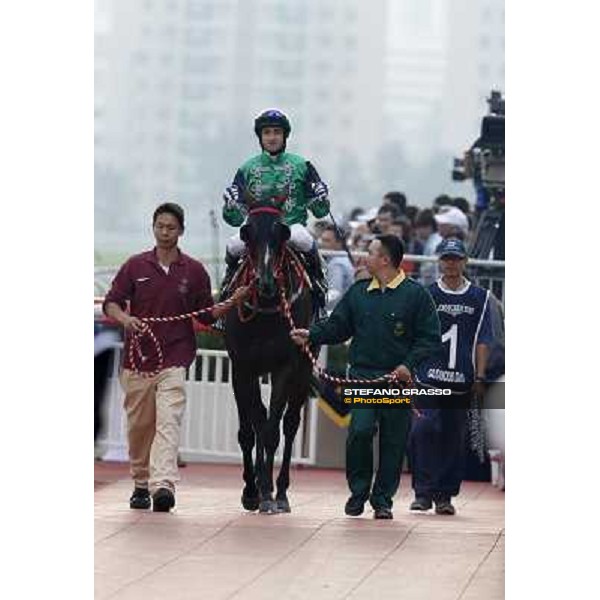 Douglas Whyte and Glorious Day win the Longines Hong Kong Mile Hong Kong-Sha Tin racecourse,8th dec.2013 ph.Stefano Grasso/Longines