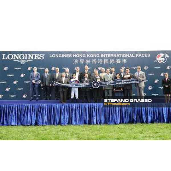 Yasunari Iwata and Lord Kanaloa win the Longines Hong Kong Sprint - The prize giving ceremony Hong Kong-Sha Tin racecourse,8th dec.2013 ph.Stefano Grasso/Longines