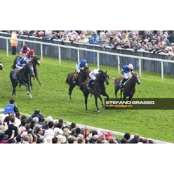finish line of The Royal Hunt Cup won by Paul Robinson on New Seeker Royal Ascot at York, 2nd day York, 15th june 2005 ph. Stefano Grasso