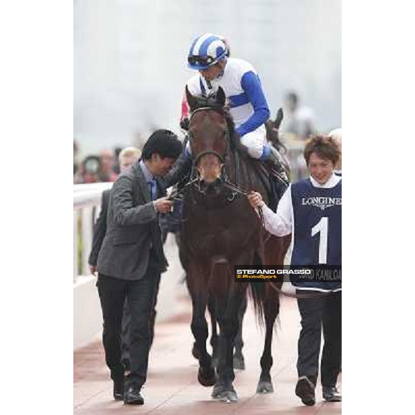 Yasunari Iwata and Lord Kanaloa win the Longines Hong Kong Sprint Hong Kong-Sha Tin racecourse,8th dec.2013 ph.Stefano Grasso/Longines