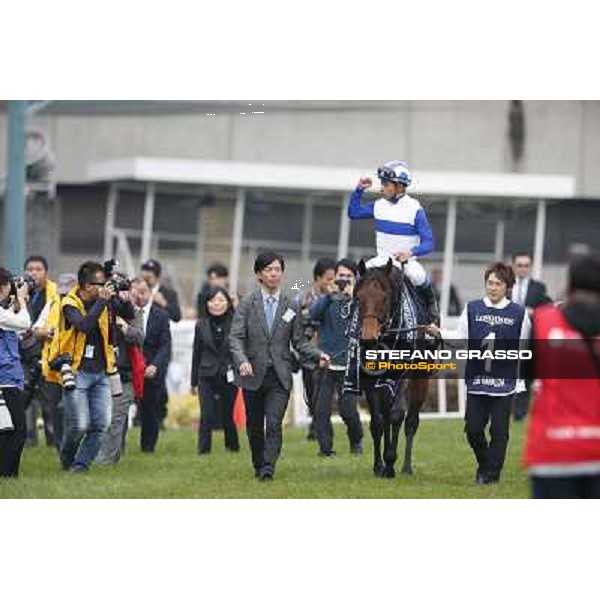 Yasunari Iwata and Lord Kanaloa win the Longines Hong Kong Sprint Hong Kong-Sha Tin racecourse,8th dec.2013 ph.Stefano Grasso/Longines