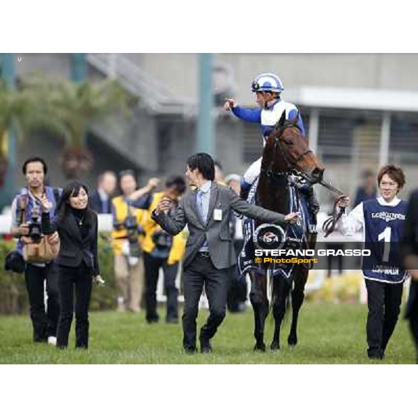 Yasunari Iwata and Lord Kanaloa win the Longines Hong Kong Sprint Hong Kong-Sha Tin racecourse,8th dec.2013 ph.Stefano Grasso/Longines