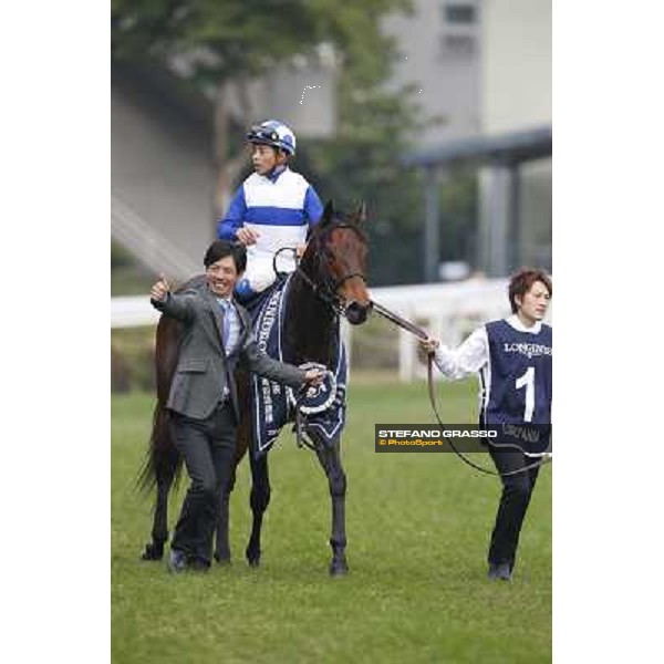 Yasunari Iwata and Lord Kanaloa win the Longines Hong Kong Sprint Hong Kong-Sha Tin racecourse,8th dec.2013 ph.Stefano Grasso/Longines