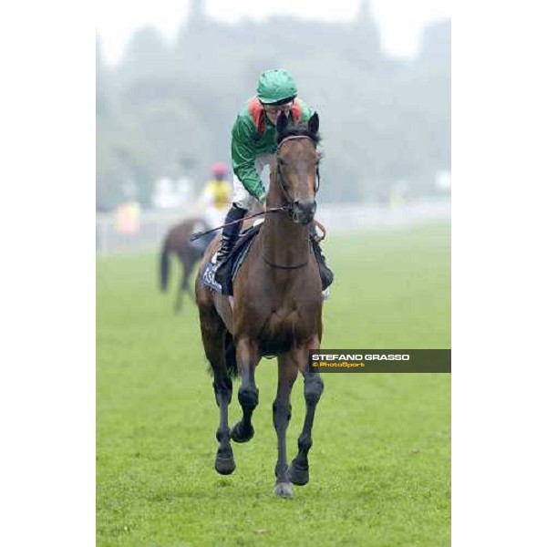 Mick Kinane on Azamour winner of the Prince of Wales\'s Stakes Royal Ascot at York, 2nd day York, 15th june 2005 ph. Stefano Grasso
