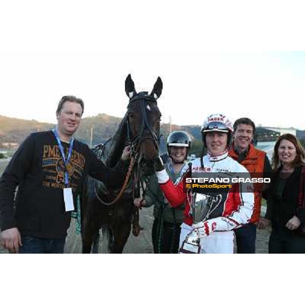 Robin Bakker with Robert Bi wins the second leg of the 86° Derby Italiano del Trotto - Trofeo La Torrente Napoli - Ippodromo di Agnano,14 dicembre 2013 ph.Stefano Grasso/Ippodromi Partenopei