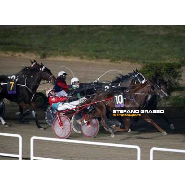 Pietro Gubellini with Nescafe wins the Premio Larkete Napoli - Ippodromo di Agnano,14 dicembre 2013 ph.Stefano Grasso/Ippodromi Partenopei