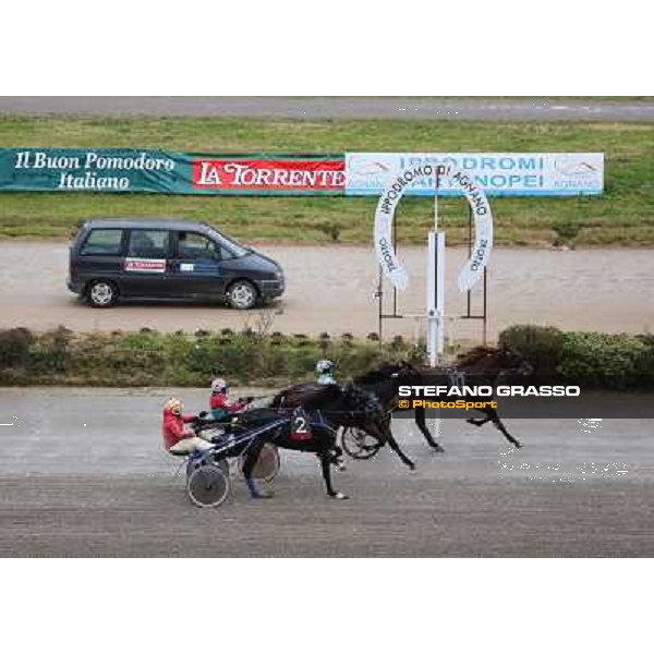 Andrea Guzzinati - Radieux Napoli - Ippodromo di Agnano,26 dec. 2013 ph.Domenico Savi/Grasso/Ippodromi Partenopei