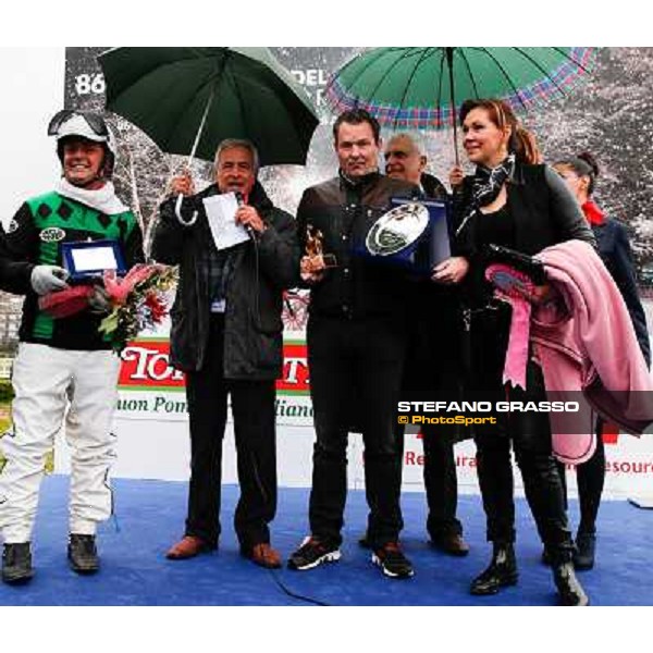 Enrico Bellei - Red Rose America - Oaks del Trotto Napoli - Ippodromo di Agnano,26 dec. 2013 ph.Stefano Grasso/Ippodromi Partenopei
