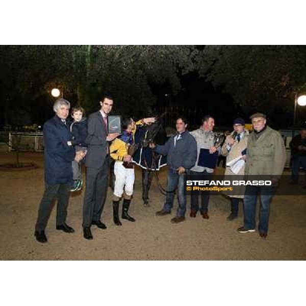 Djordje Perovic with Salford Secret wins the Premio Criterium Partenopeo Napoli,Agnano 29 dicembre 2013 ph.Stefano Grasso/Ippodromi Partenopei srl
