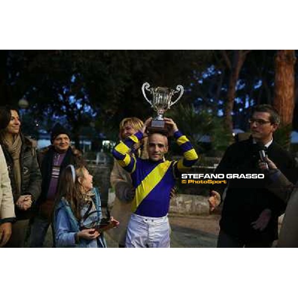 The Prize giving of the Gran Premio Città di Napoli won by Dario Vargiu Napoli,Agnano 29 dicembre 2013 ph.Stefano Grasso/Ippodromi Partenopei srl