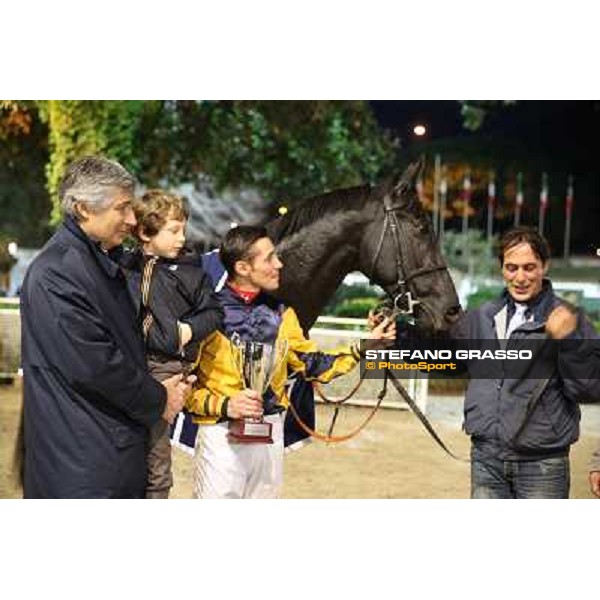 The prize giving of the Premio Criterium Partenopeo won by Djordje Perovic on Salford Secret Napoli,Agnano 29 dicembre 2013 ph.Stefano Grasso/Ippodromi Partenopei srl