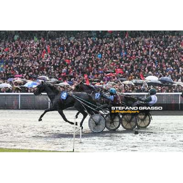 Orjan Kihlstrom with Maharajah wins the Grand Prix d\'Amerique 2014 Paris - Vincennes, 26th jan.2014 ph.Stefano Grasso