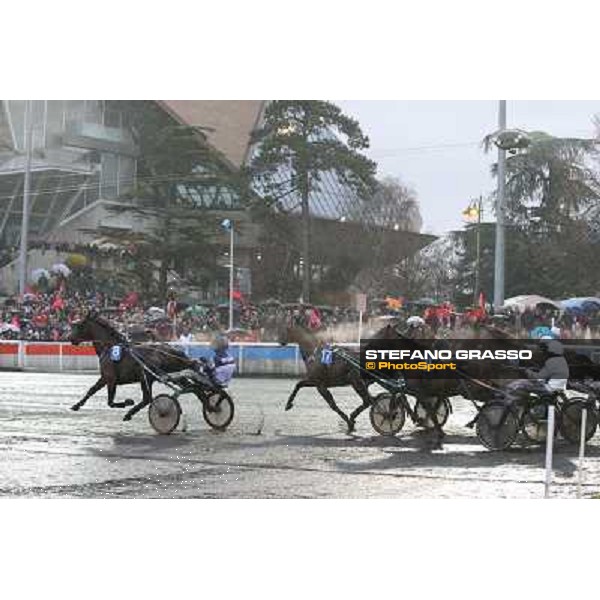 Orjan Kihlstrom with Maharajah wins the Grand Prix d\'Amerique 2014 Paris - Vincennes, 26th jan.2014 ph.Stefano Grasso