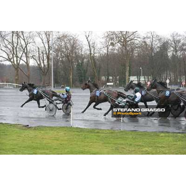 Orjan Kihlstrom with Maharajah wins the Grand Prix d\'Amerique 2014 Paris - Vincennes, 26th jan.2014 ph.Stefano Grasso