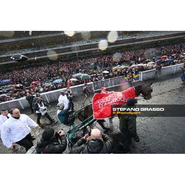 Orjan Kihlstrom with Maharajah wins the Grand Prix d\'Amerique 2014 Paris - Vincennes, 26th jan.2014 ph.Stefano Grasso