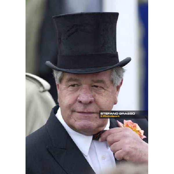 Sir Michael Stoute looking Peereess winner of The Windor Forest Stakes Royal Ascot at York 2nd day York, 15th june 2005