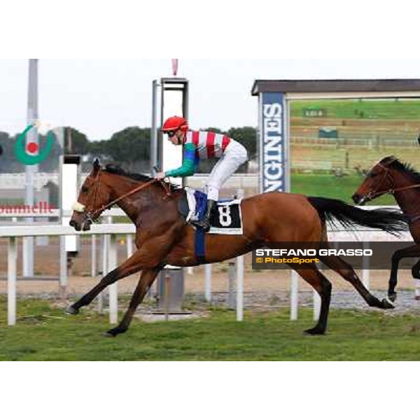 Cristian Demuro on So Many Shots wins the Premio Nannoccia Rome - Capannelle racecourse,9th march 2014 ph.Domenico Savi/Grasso