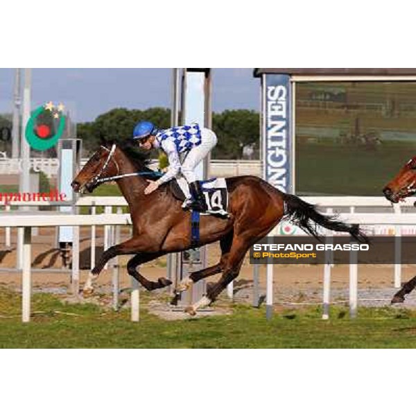Cristian Demuro on Ronana wins the Premio Fidalgo Rome - Capannelle racecourse,9th march 2014 ph.Domenico Savi/Grasso