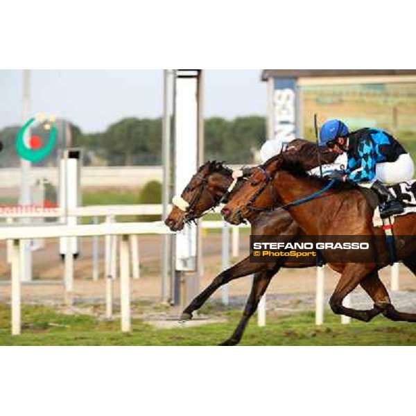 Cristian Demuro on Licia wins the Premio Vincenzo Barrocchiere beating Lucky Serena Rome - Capannelle racecourse,16th march 2014 ph.Domenico Savi/Grasso