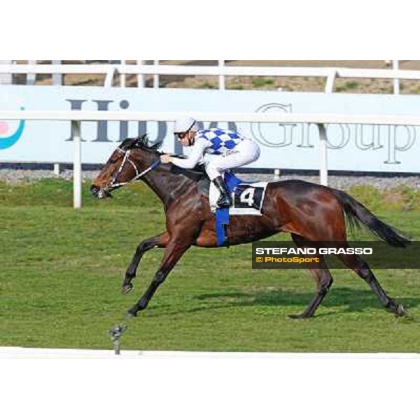 Cristian Demuro on Icebreaking wins the Premio Sinthesis Rome - Capannelle racecourse,16th march 2014 ph.Domenico Savi/Grasso