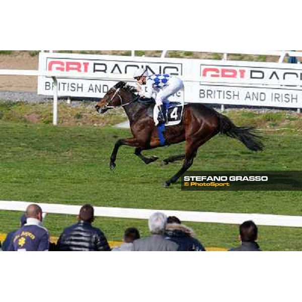 Cristian Demuro on Icebreaking wins the Premio Sinthesis Rome - Capannelle racecourse,16th march 2014 ph.Domenico Savi/Grasso