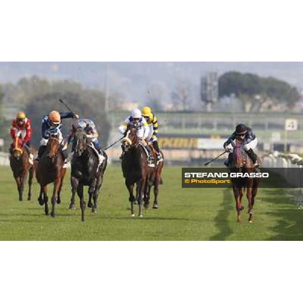 Giampasquale Fois with Omaticaya wins the Premio Sinni Rome, Capannelle racecourse, 21st march 2014 ph.Stefano Grasso