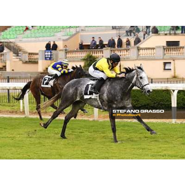 Chiara Wells after winning the Premio Don Rome, Capannelle racecourse, 23rd march 2014 ph.Domenico Savi/Grasso